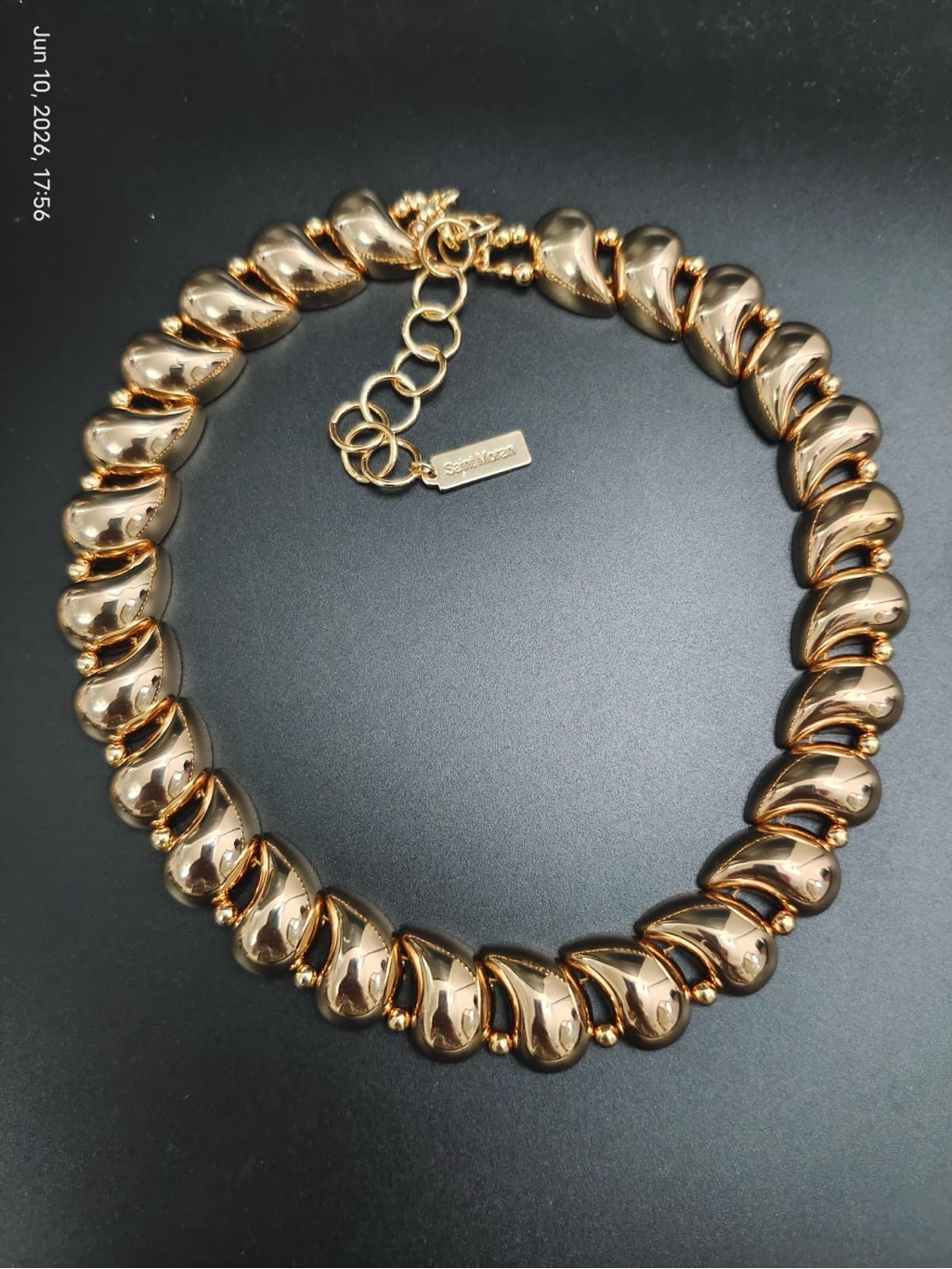 Nwot St. Moran Teardrop Beaded Statement Necklace Gold Tone